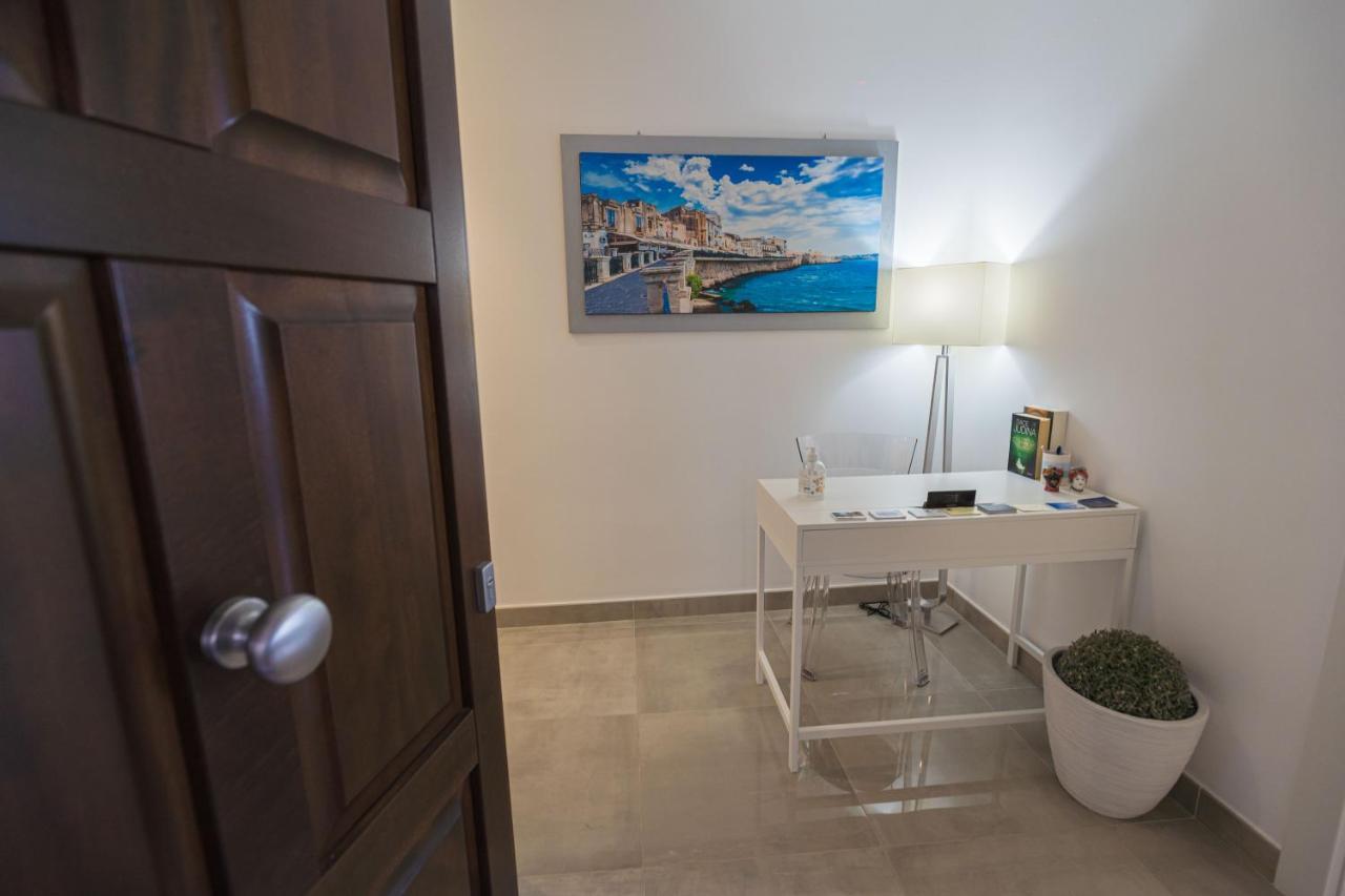 Panorama Alfeo Lejlighedshotel Syracuse Eksteriør billede